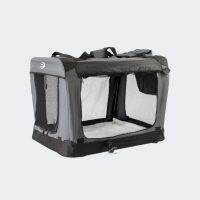 Cage de voyage souple InnoPet grise, vue de trois quarts maille ouverte